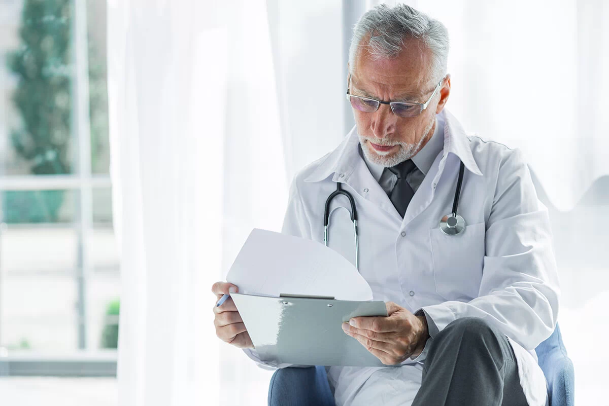 Dni wolne – kiedy i w jaki sposób psychiatra może wystawić zwolnienie?